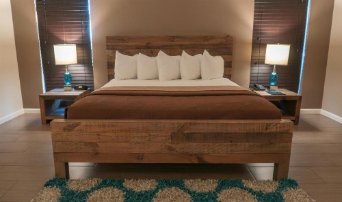 Thunderbird Hotel image 14