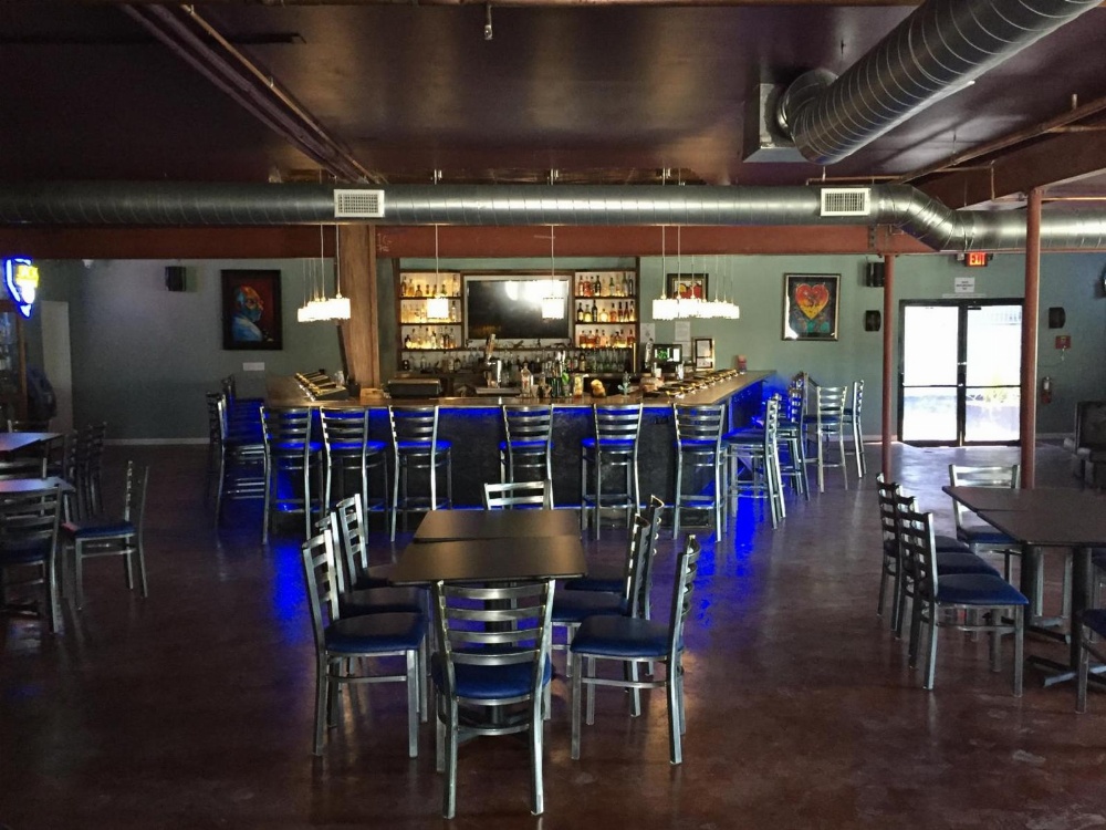 Thunderbird Hotel Main image